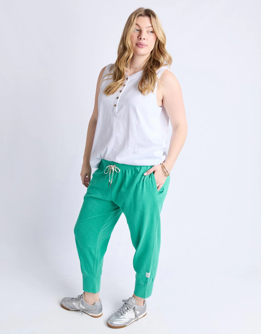 3/4 Brunch Pant - Gumdrop Green - Image 3