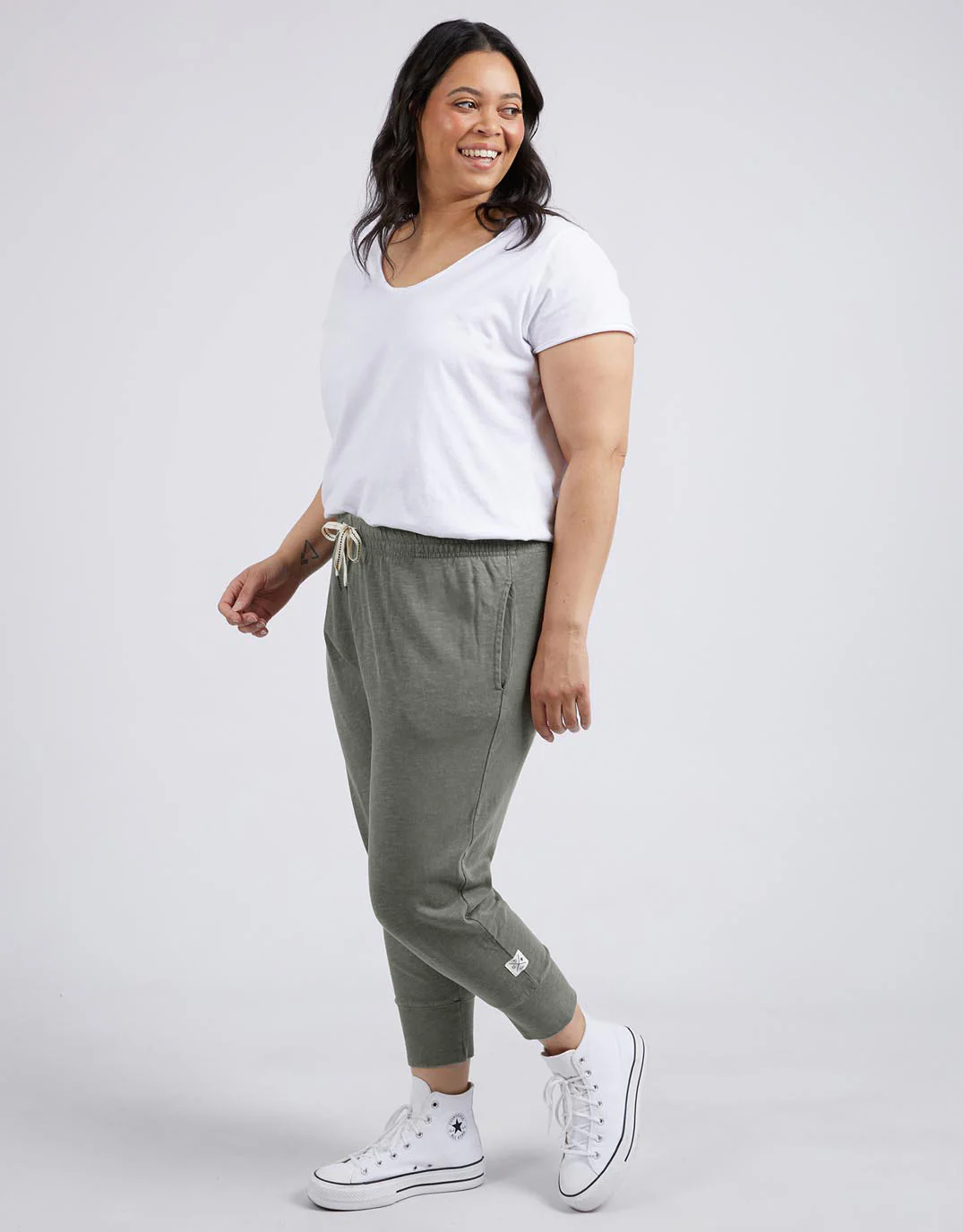 3/4 Brunch Pants - Khaki - Image 11