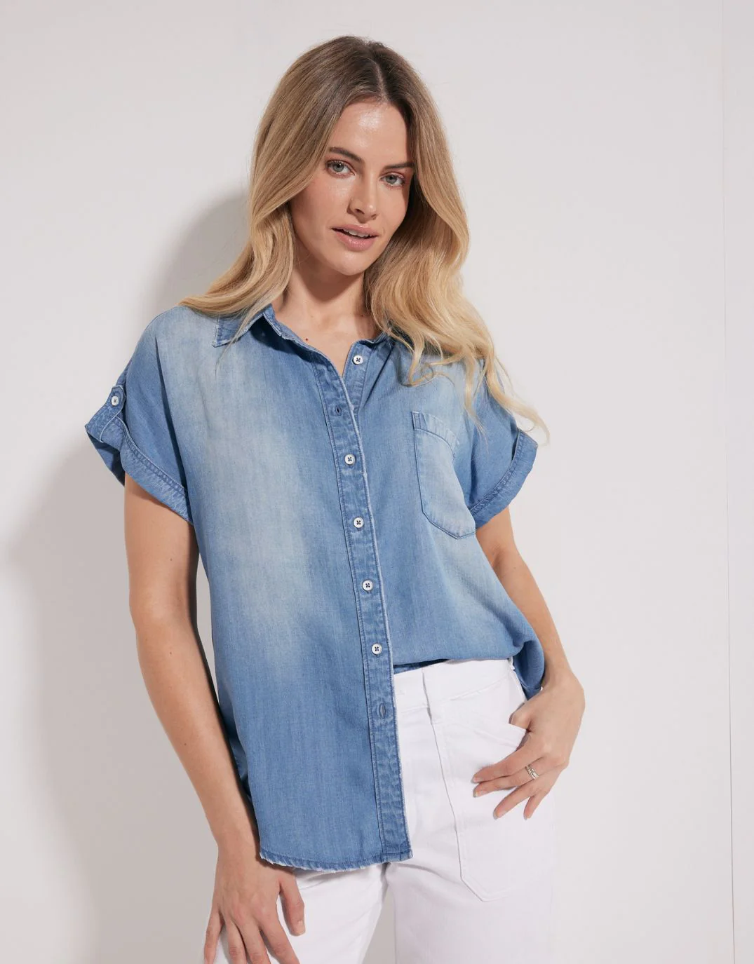Amber Vintage Denim Short Sleeve Shirt - Chambray - Image 3