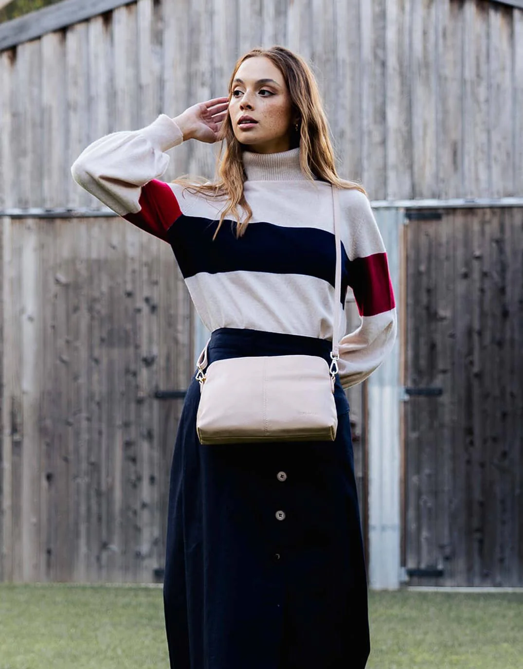 Burbank Cross Body Bag Large - Neutral - Image 2