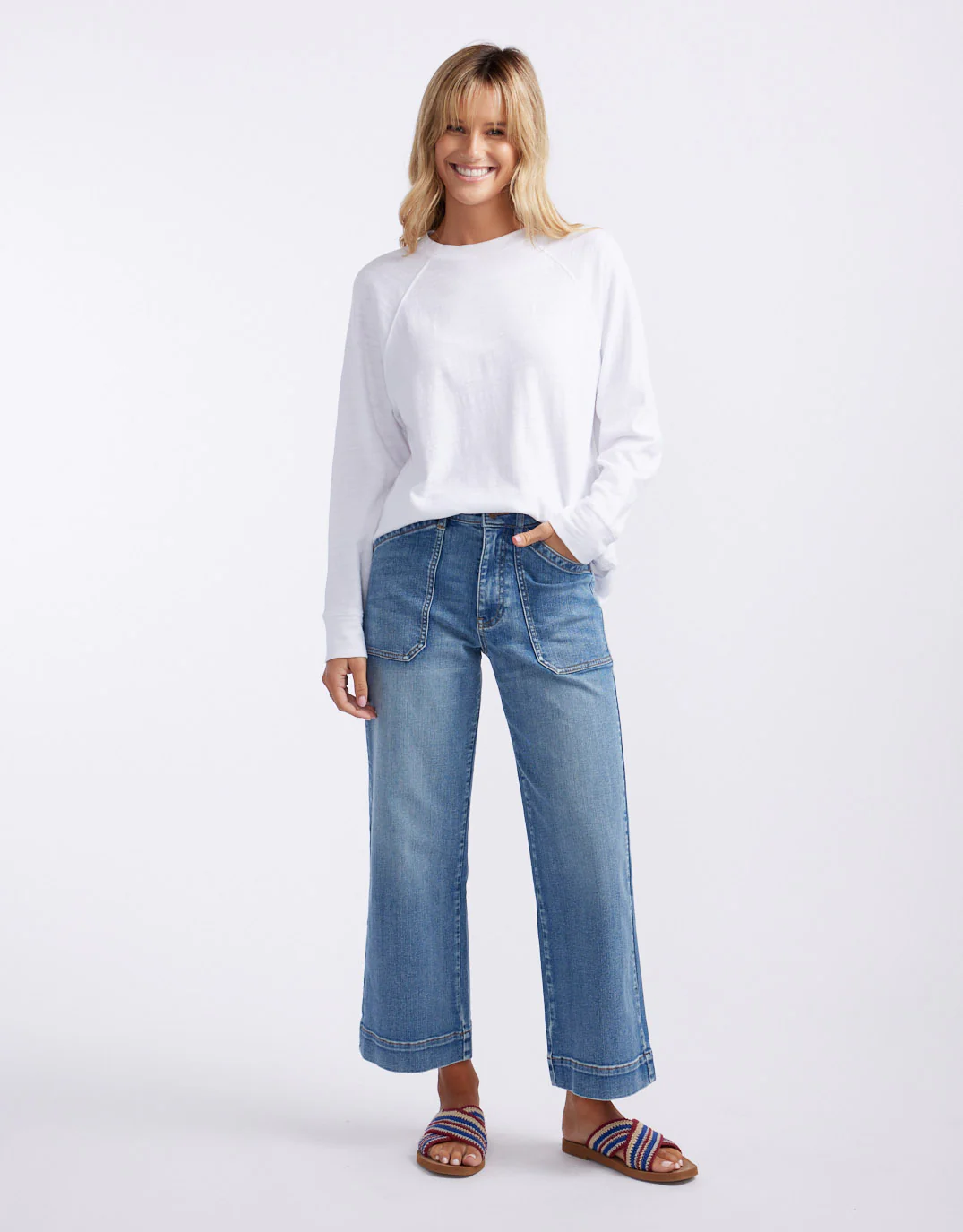 Catalina Cropped Wide Leg Jeans - Mid Wash - Image 7