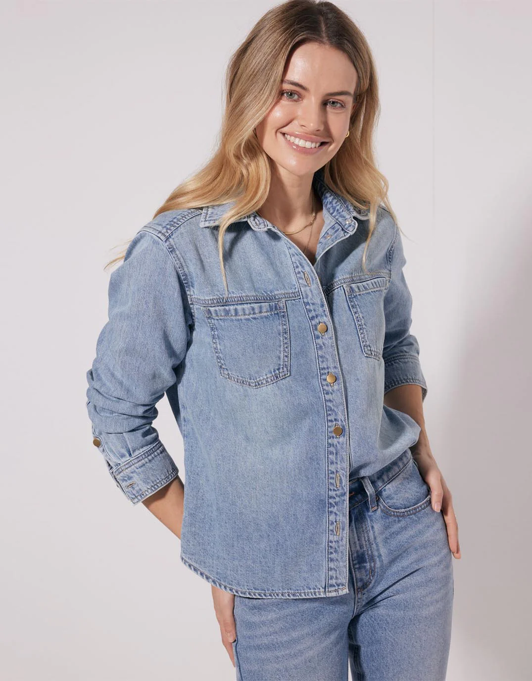 Claudia Relaxed Shirt - Mid Wash - Image 3