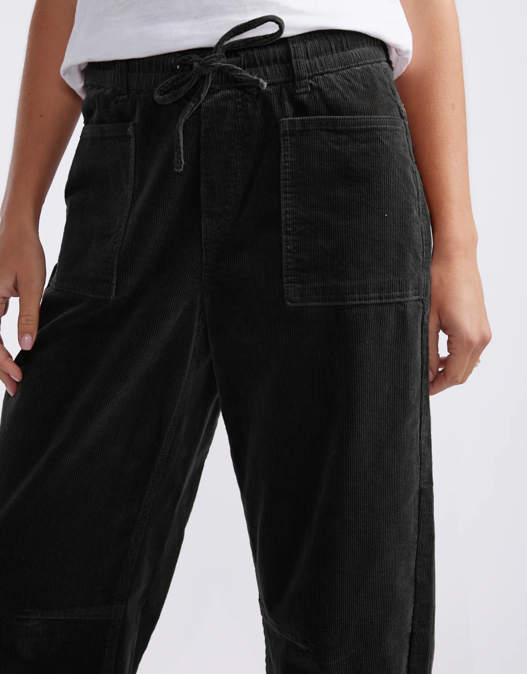 Cord Leo Barrel Jean - Black - Image 3