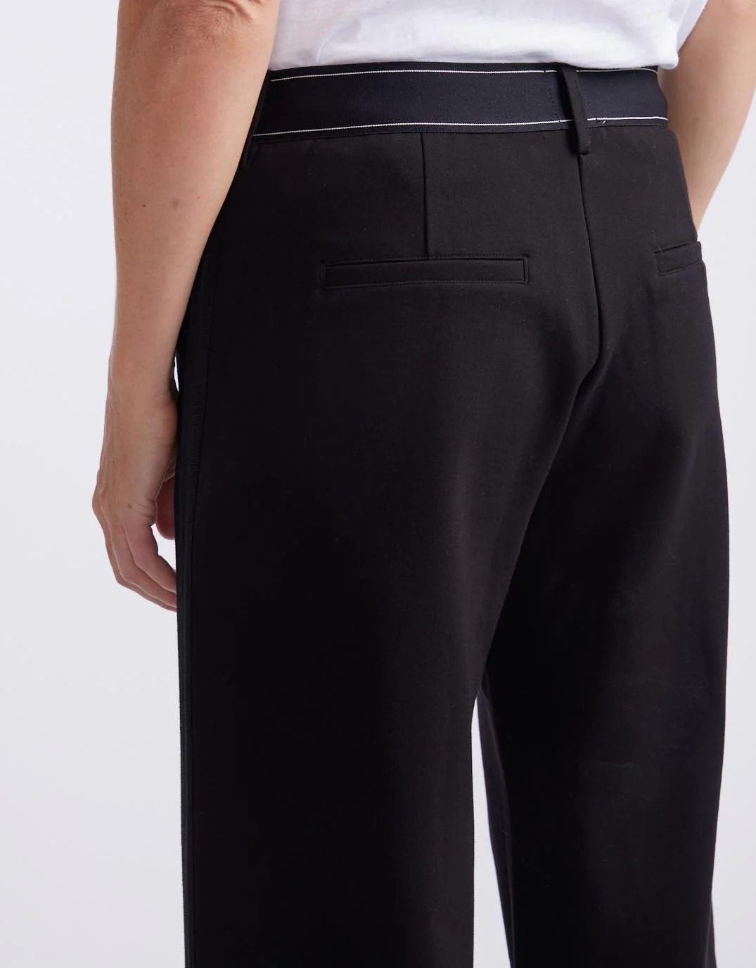 Effortless Ponte Pant - Black/Black - Image 7
