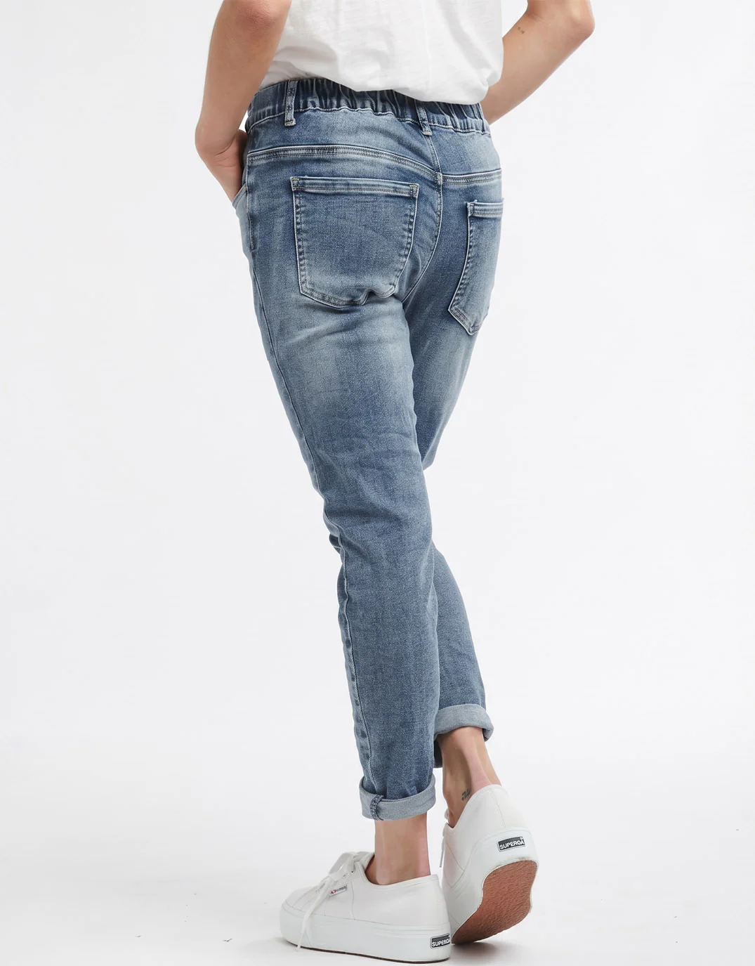 Emma Stretch Jean - Mid Wash - Image 4