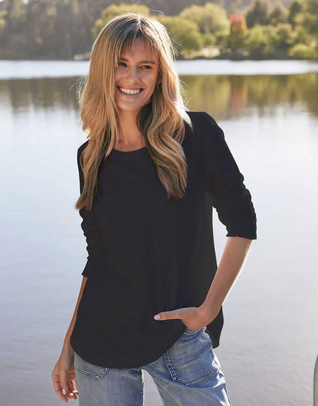 Essential Scoop Hem Long Sleeve T-shirt - Black - Image 2