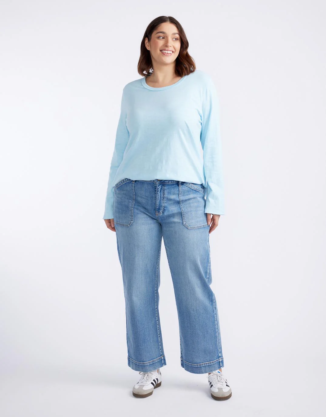 Essential Scoop Hem Long Sleeve T-Shirt - Ice Blue - Image 11