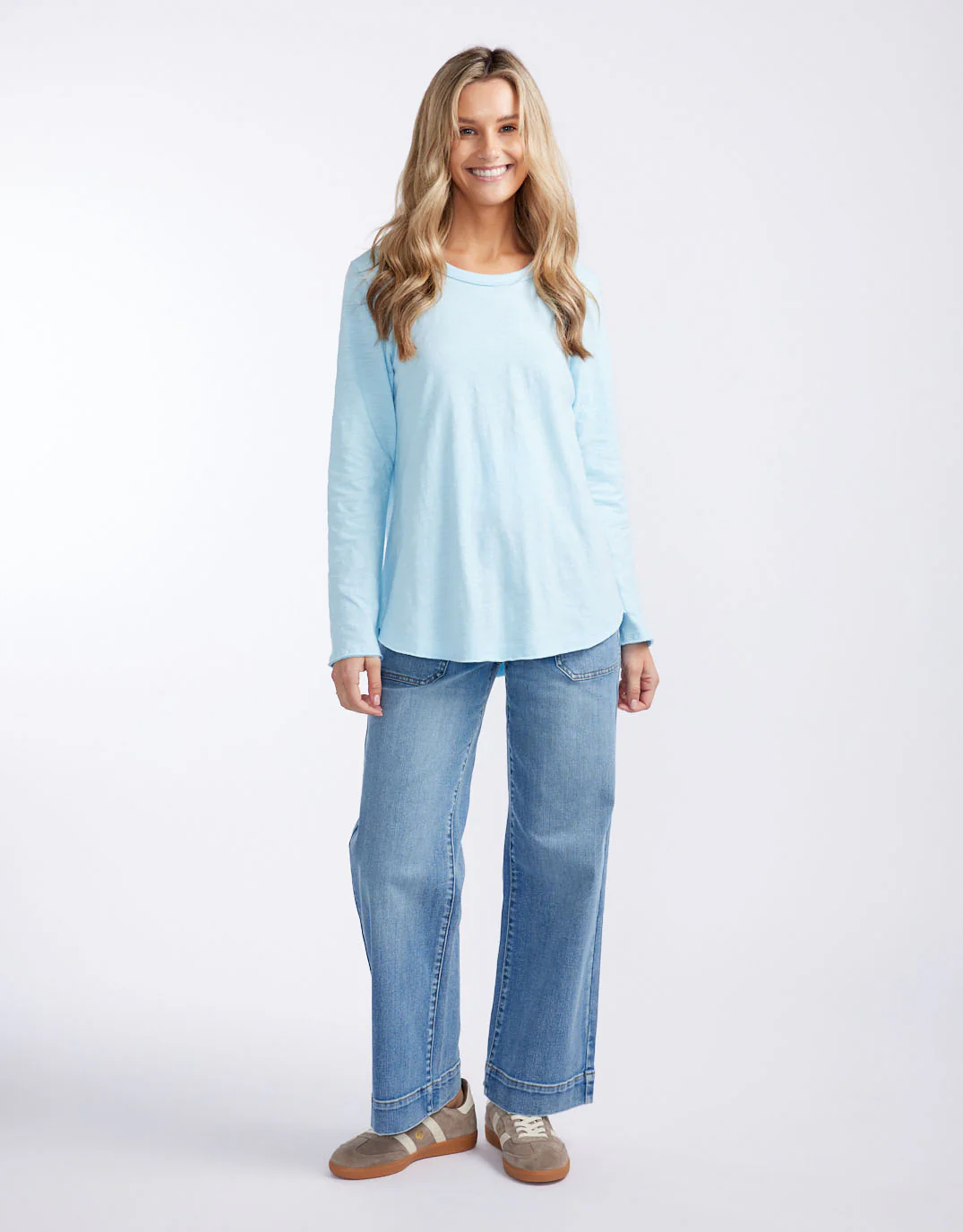Essential Scoop Hem Long Sleeve T-Shirt - Ice Blue - Image 6