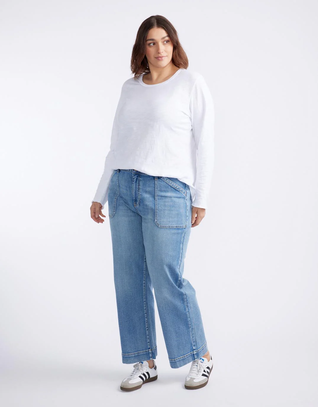 Essential Scoop Hem Long Sleeve T-shirt - White - Image 5