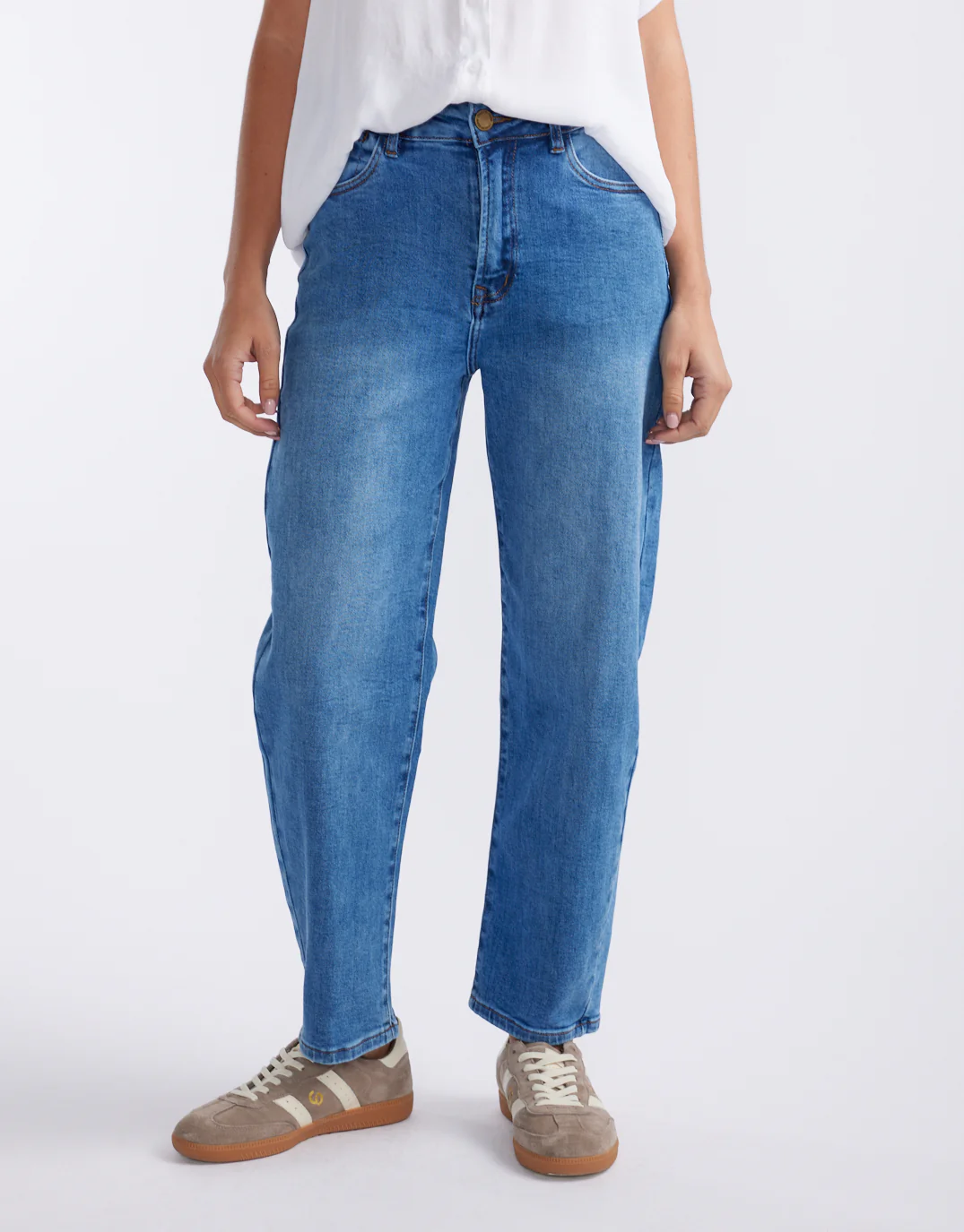 Harper Stretch Mum Barrel Jean - Mid Wash - Image 3