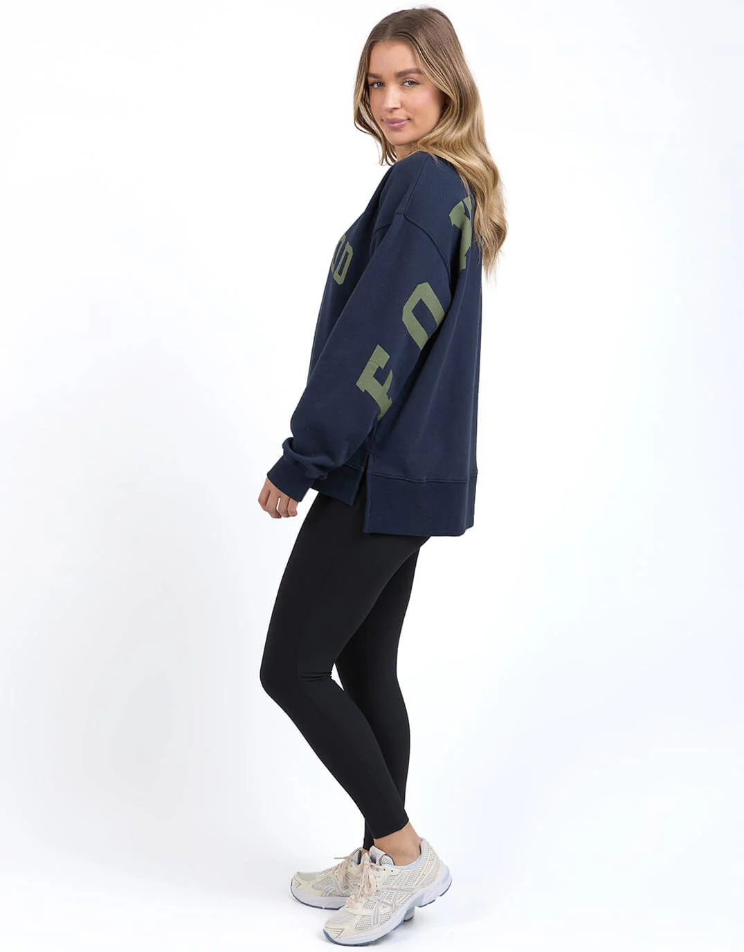 Interval Crew - Navy - Image 11