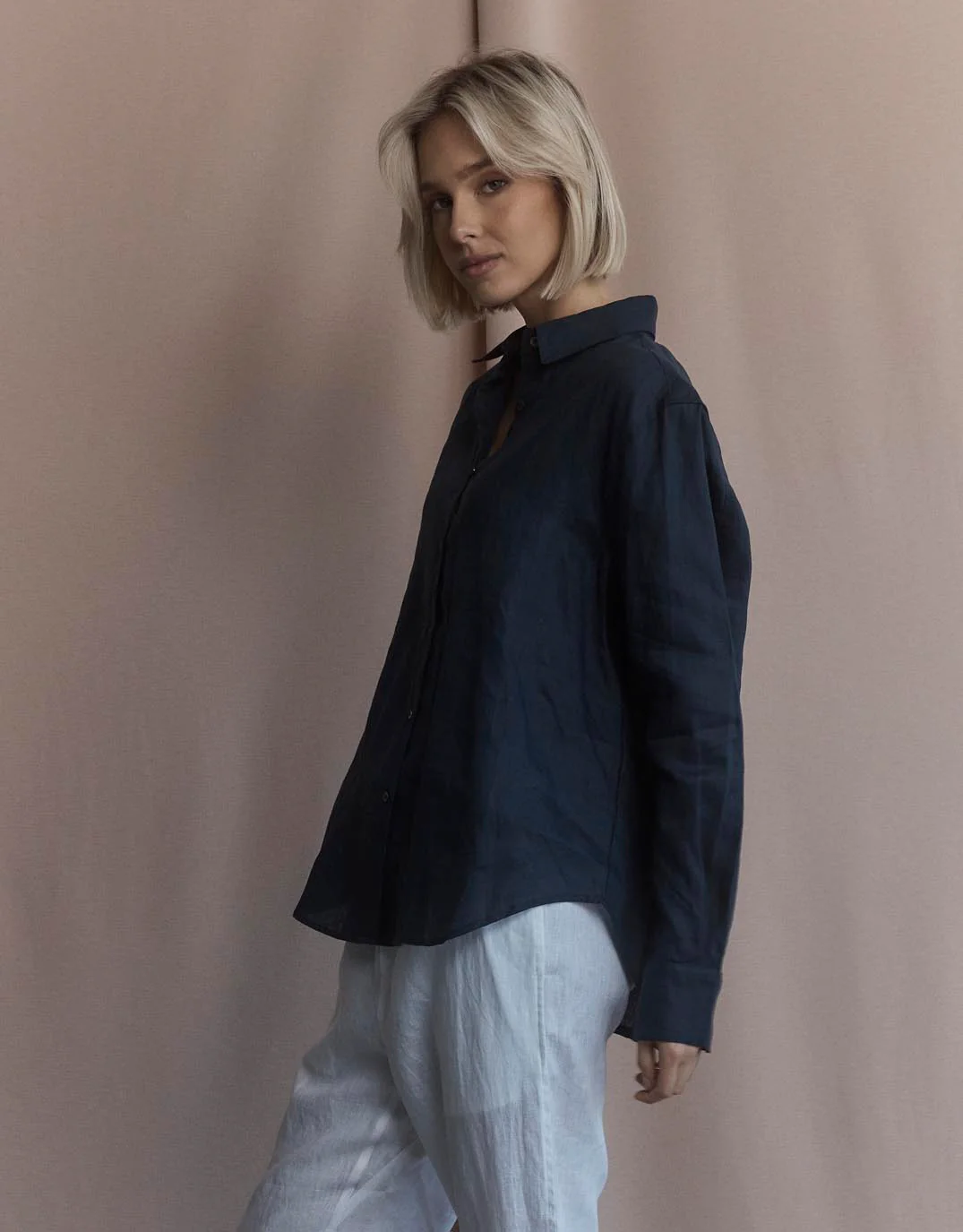 Katie Linen Shirt - Navy - Image 6