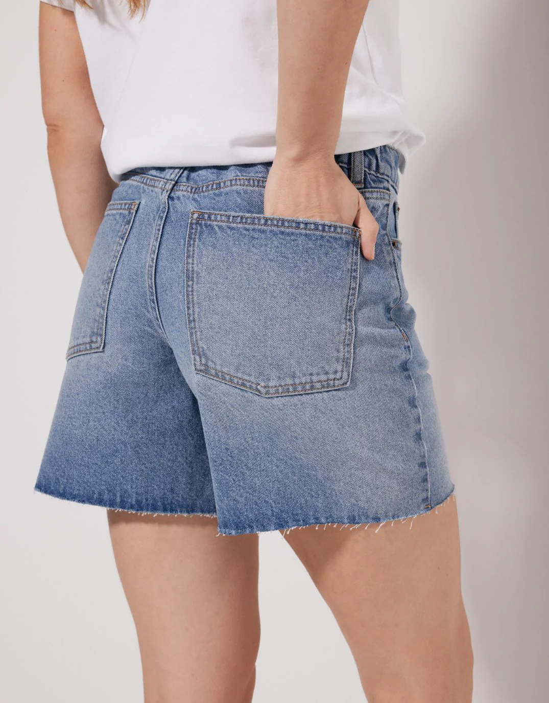 Layla Denim Short - Mid Wash - Image 15