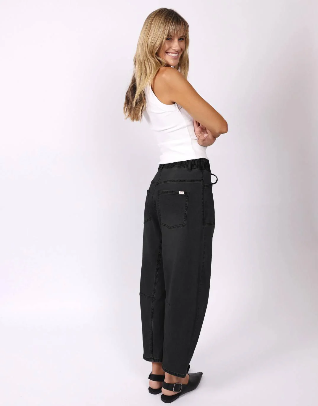 Leo Barrel Jeans - Black - Image 4
