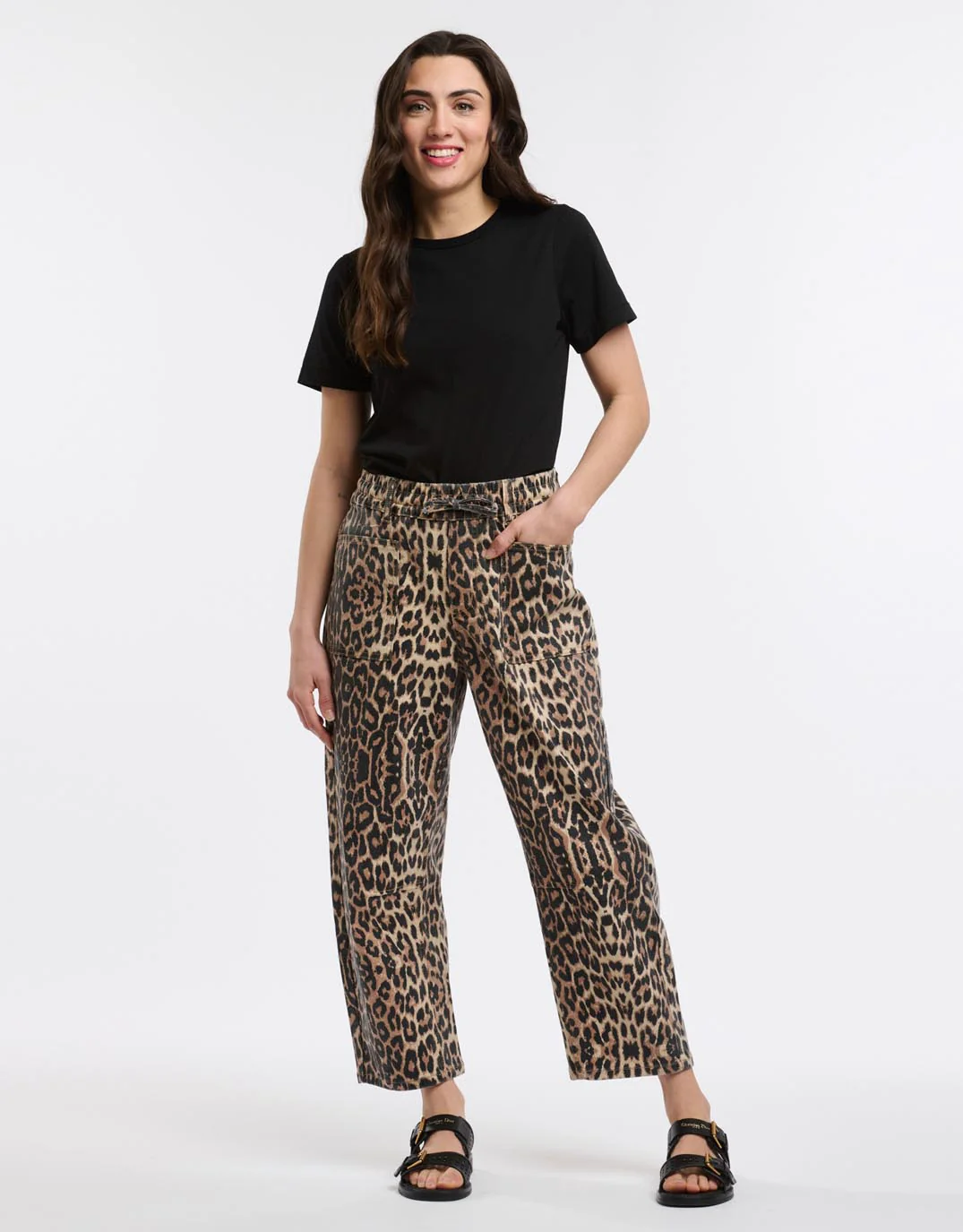 Leo Barrel Jeans - Leopard Print - Image 2