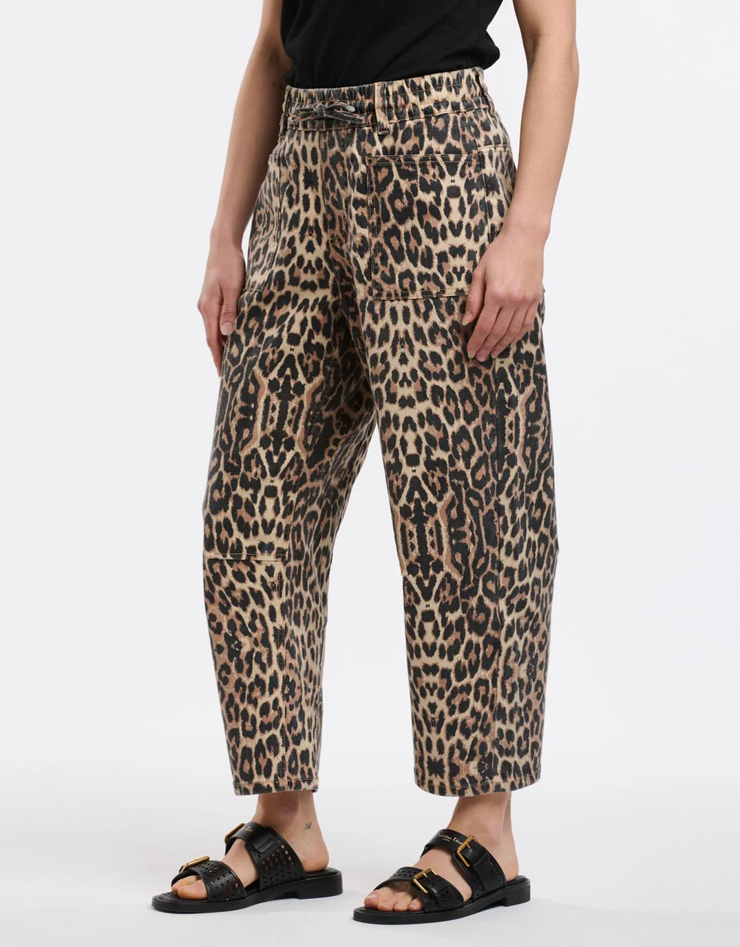 Leo Barrel Jeans - Leopard Print - Image 6