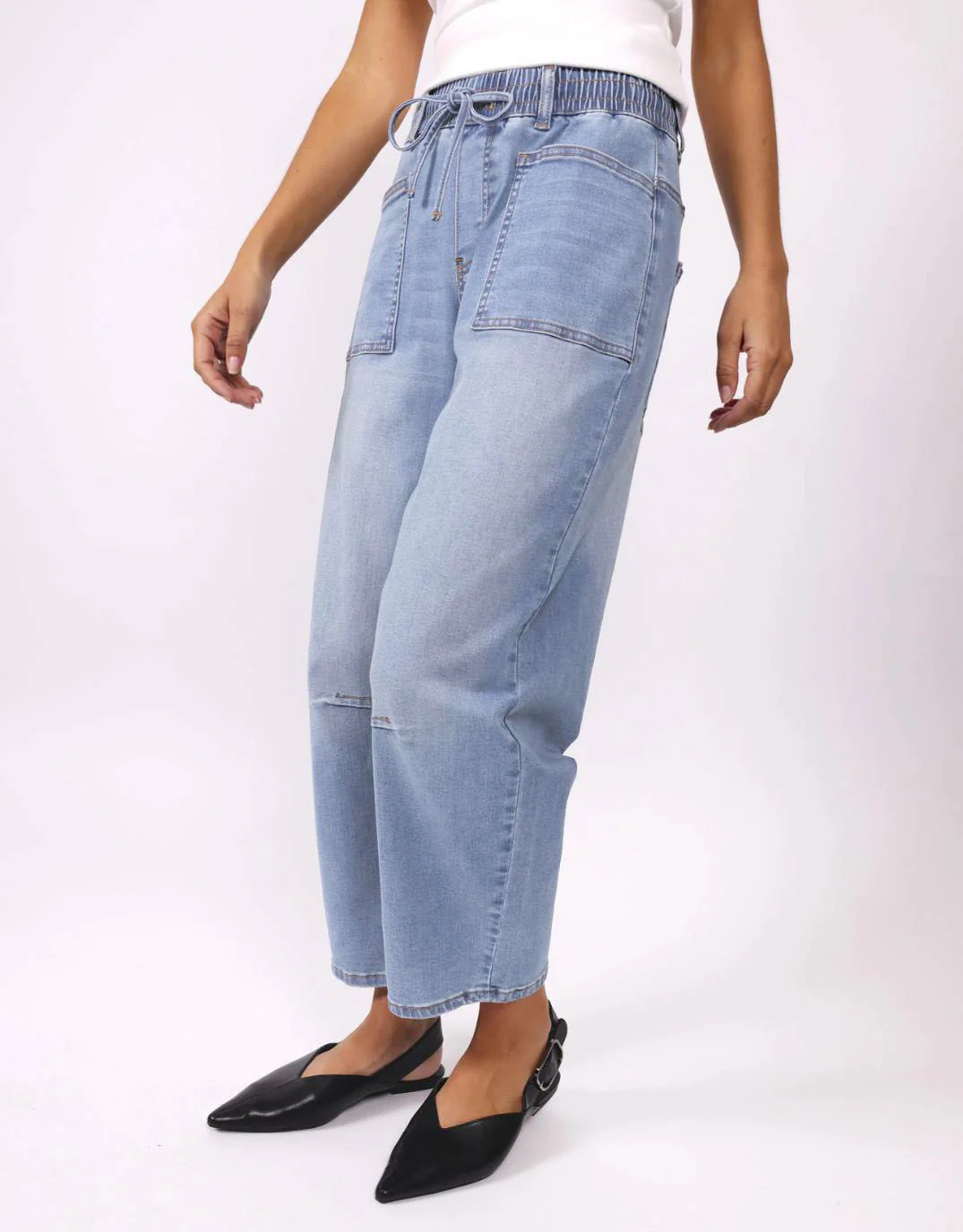 Leo Barrel Jeans - Light Blue Denim - Image 4