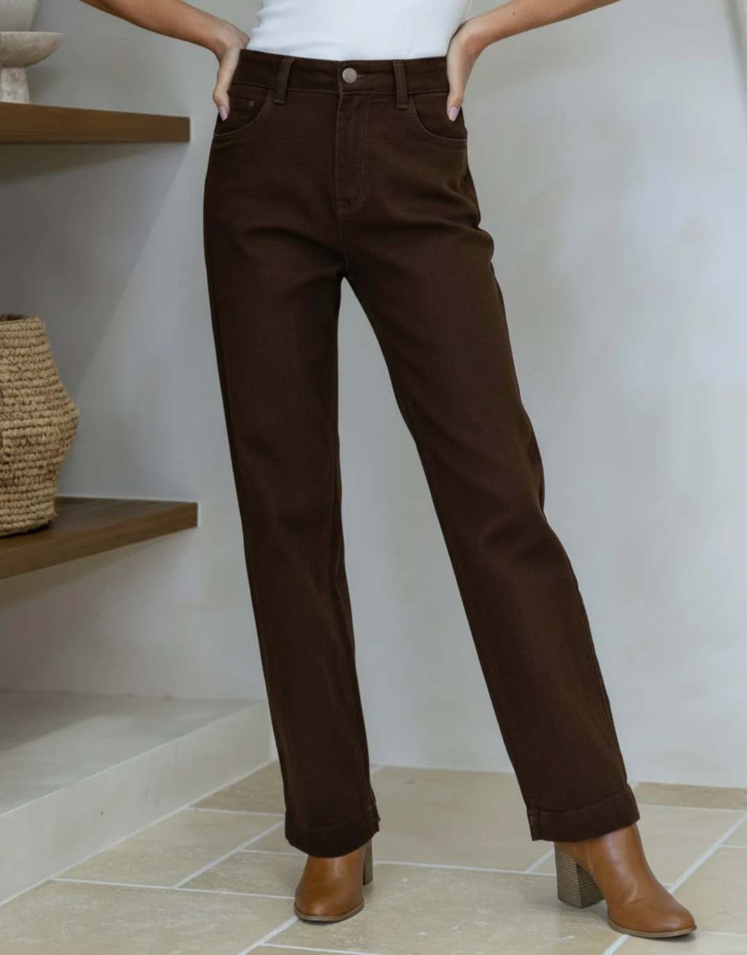Naomi Stretch Straight Leg Jean - Chocolate
