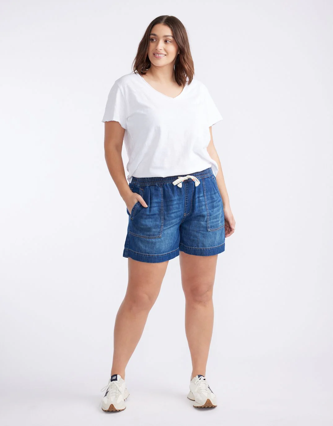 Original V Neck T-Shirt - White - Image 4