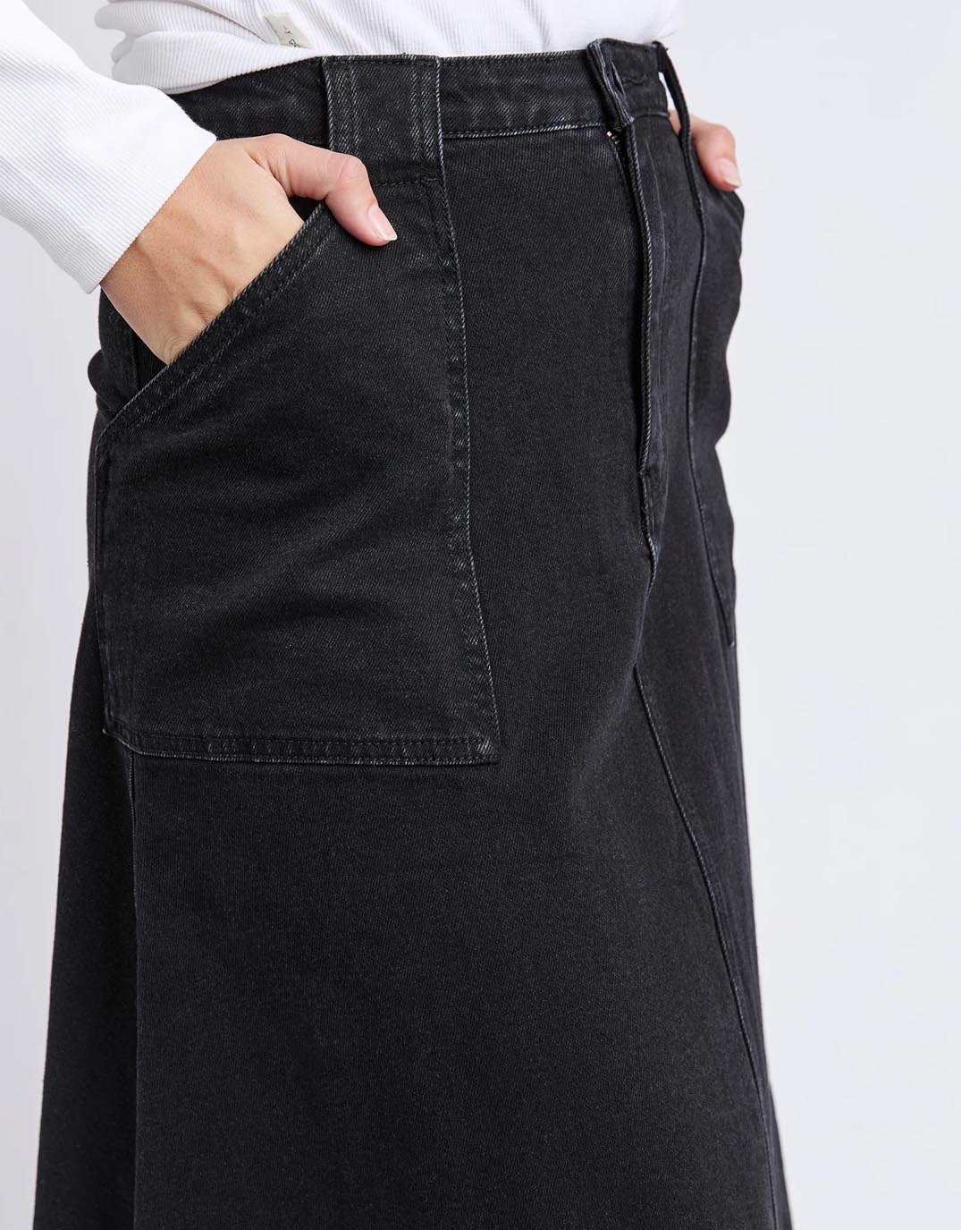 Potter Skirt - Washed Black - Image 5