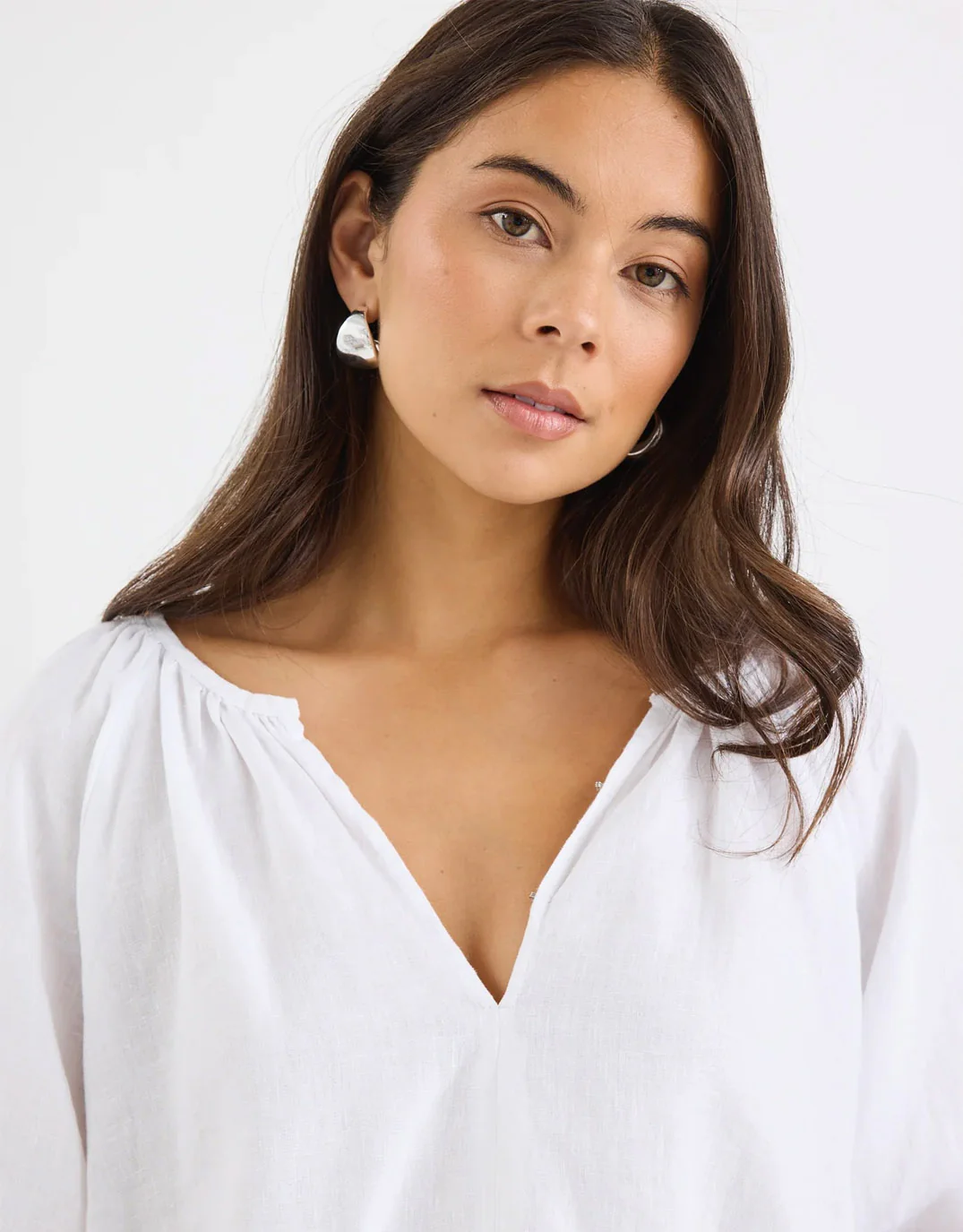 Revolutionary Linen Relaxed Long Sleeve Top - White - Image 5
