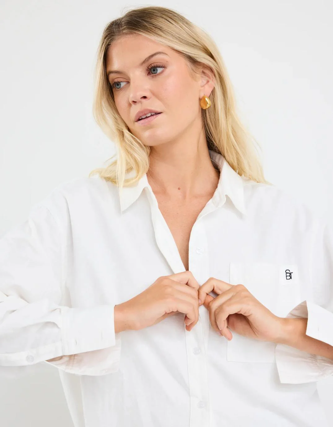 Signature Oxford Oversized Shirt - Ivory - Image 4