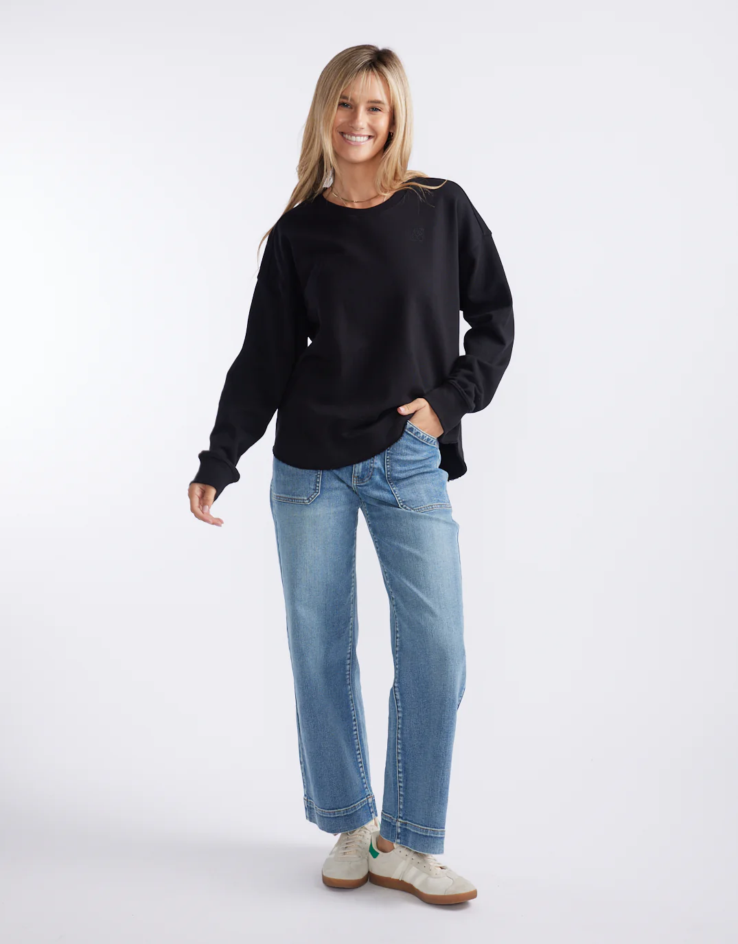 Staple Scoop Hem Sweat - Black - Image 7