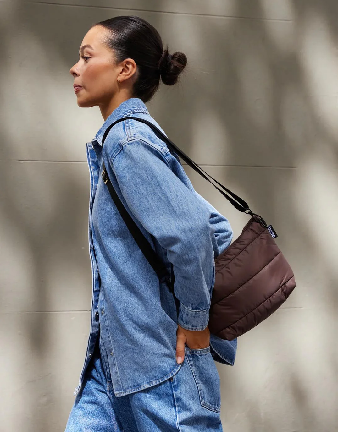 Stash Base Crossbody Cloud - Chocolate