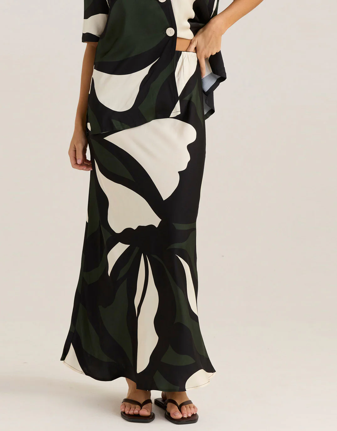 Tarni Satin Slip Skirt - Iris Abstract Print