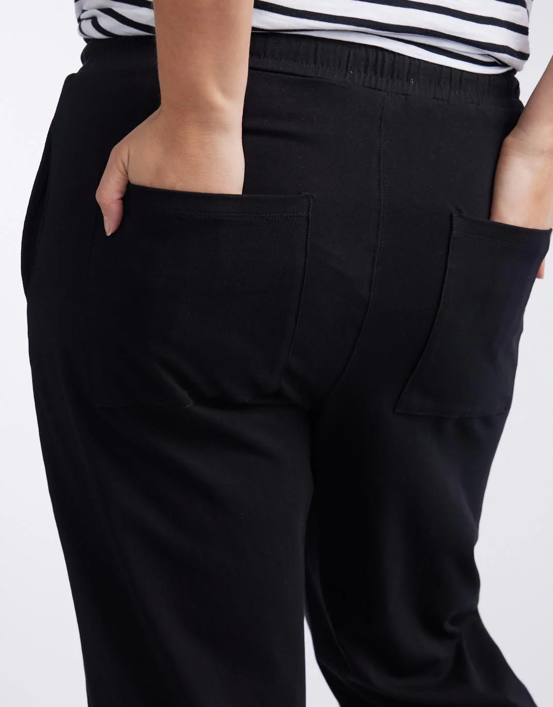 The Lounger Pant - Black - Image 11