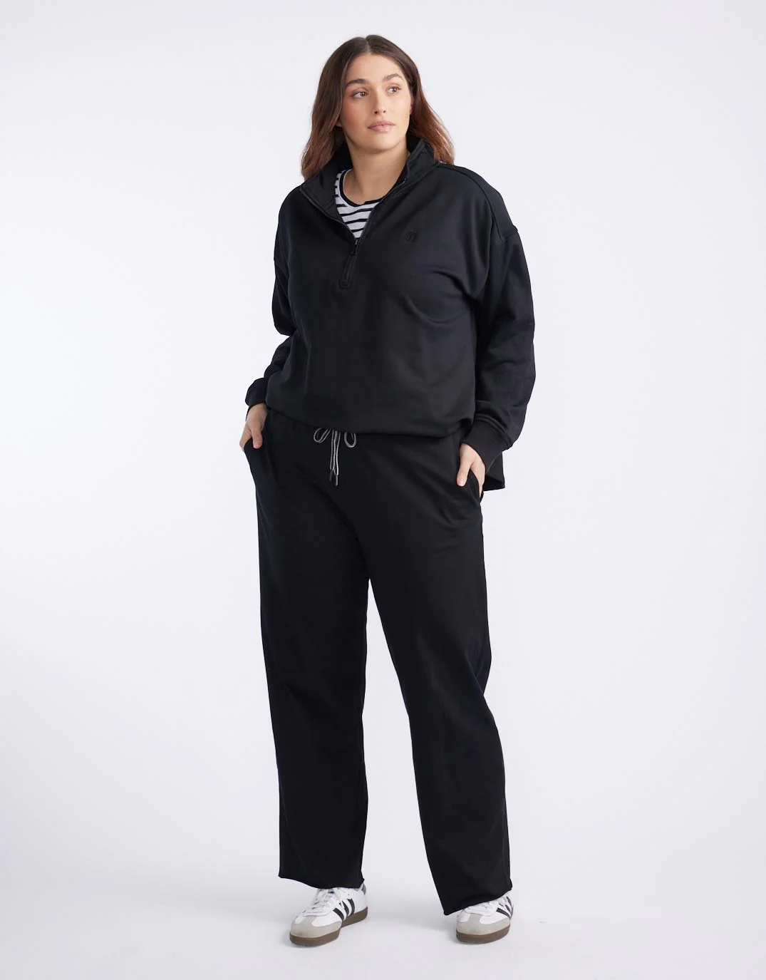 The Lounger Pant - Black - Image 4