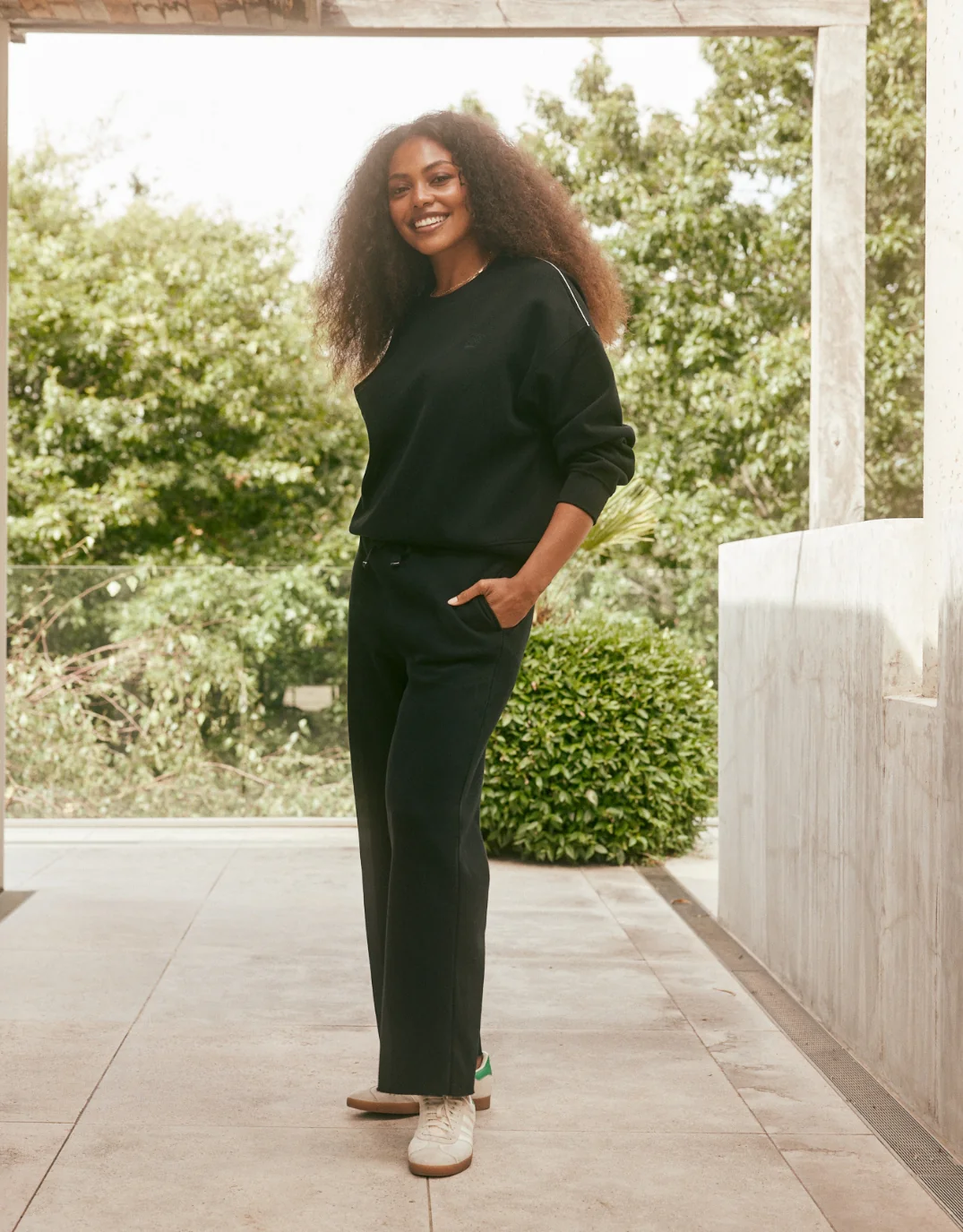 The Monogram Lounger Fleece Crew - Black - Image 2