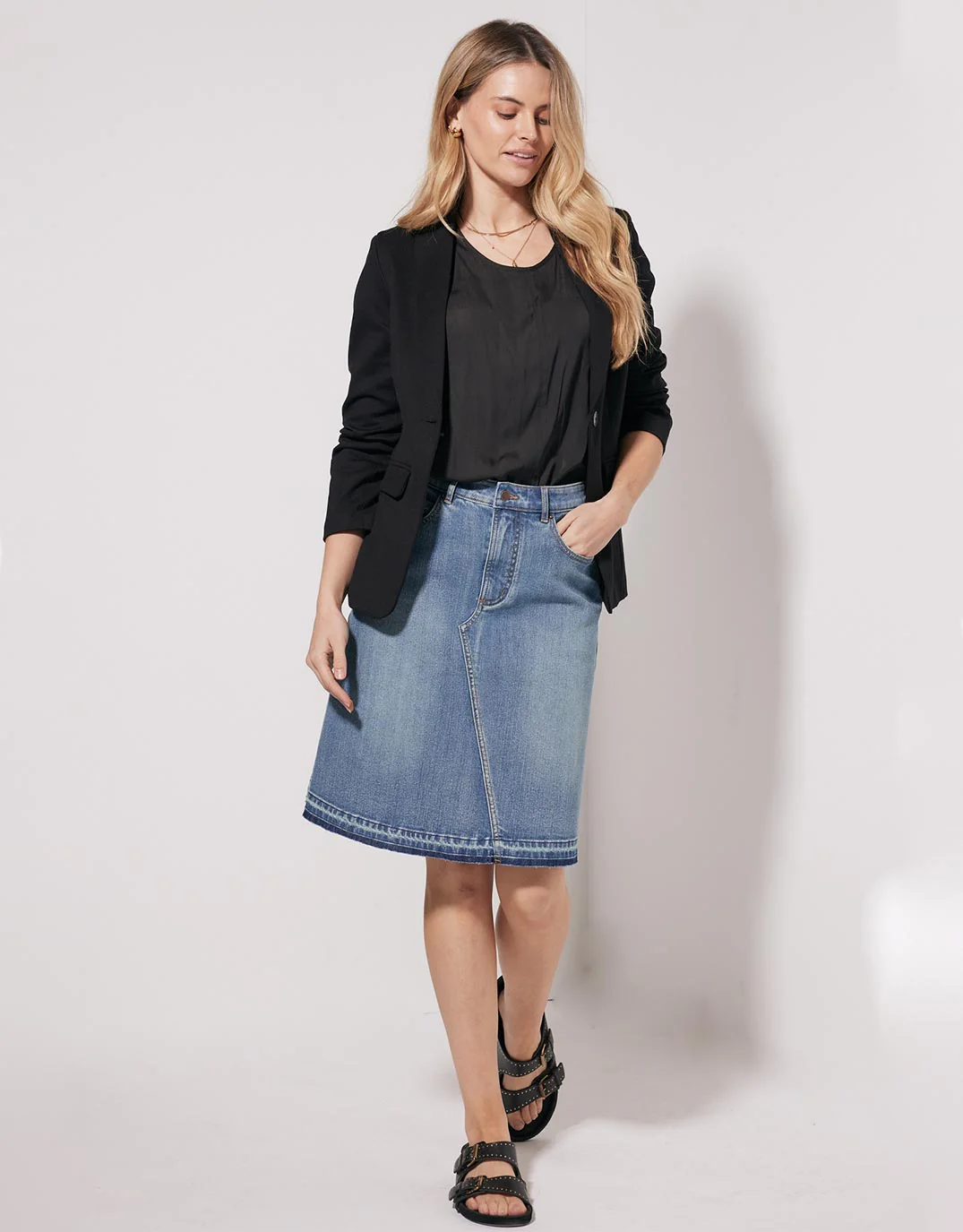 Timeless Ponte Blazer - Black - Image 8
