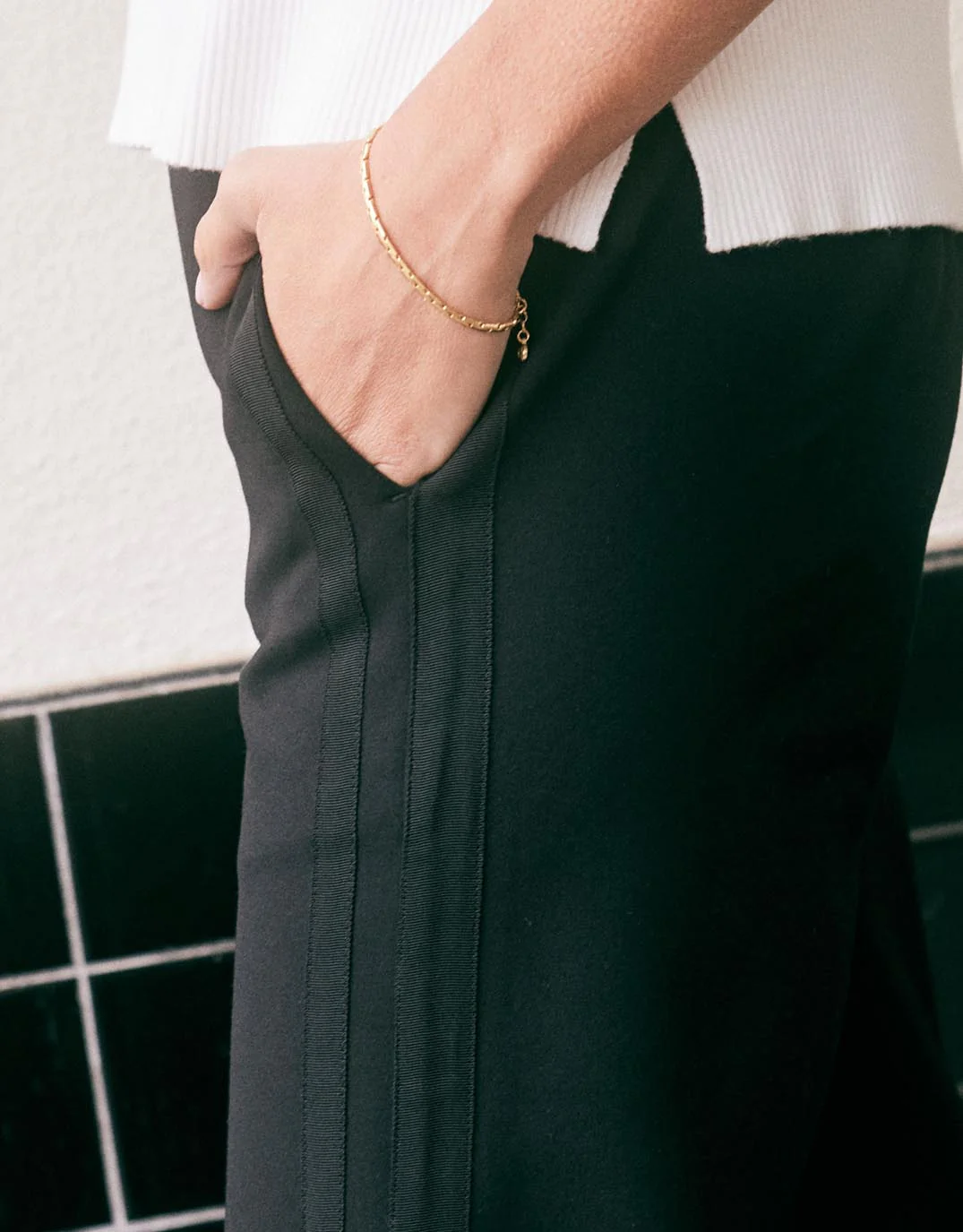 Timeless Ponte Pant - Twin Tape - Image 7