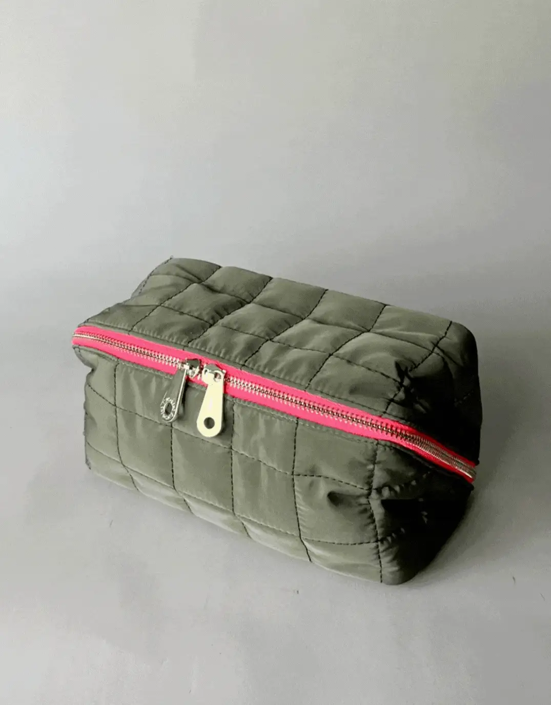 Washbag - Khaki - Image 2