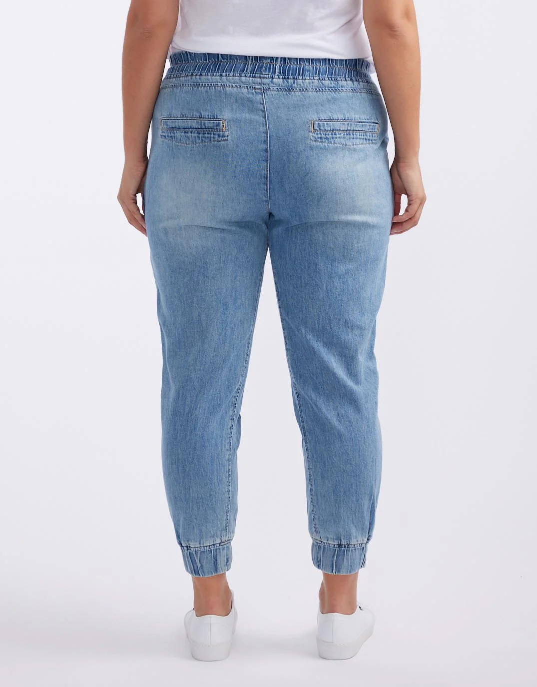 Weekend Utility Pants - Mid Wash - Image 13