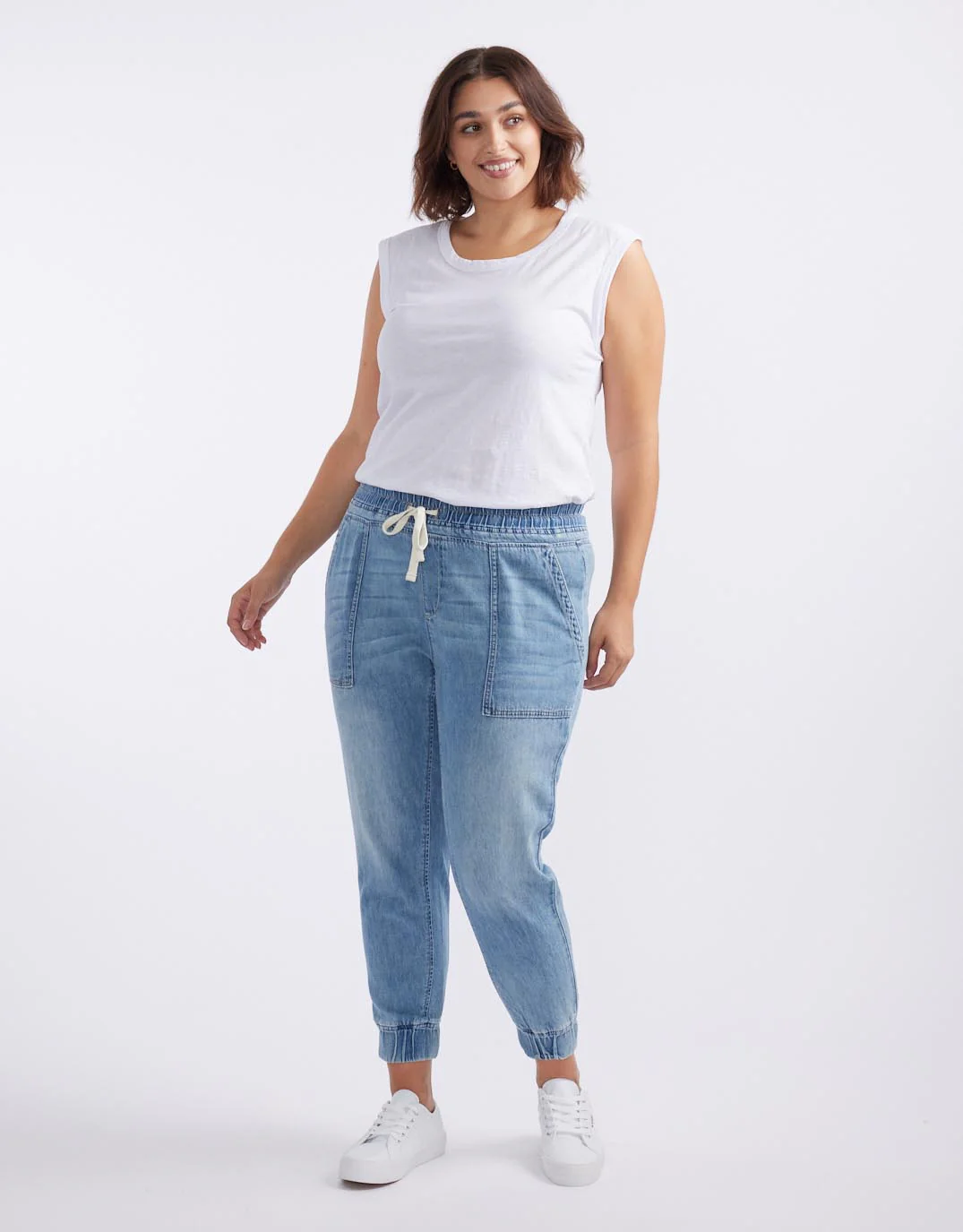 Weekend Utility Pants - Mid Wash - Image 9