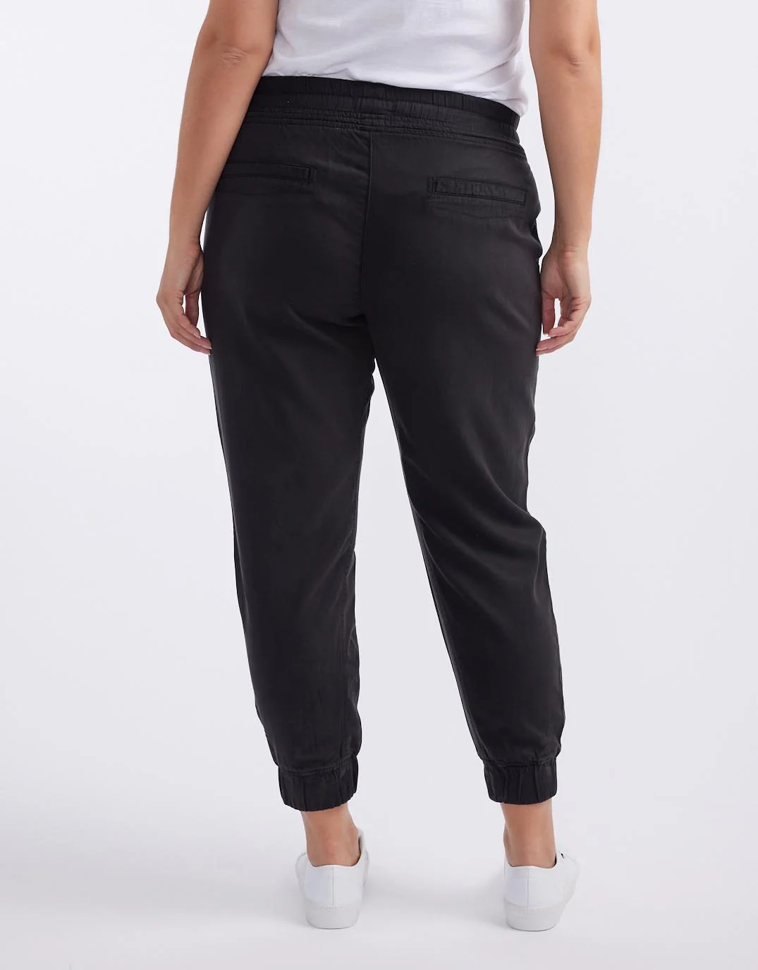 Weekend Utility Pants - Black - Image 10