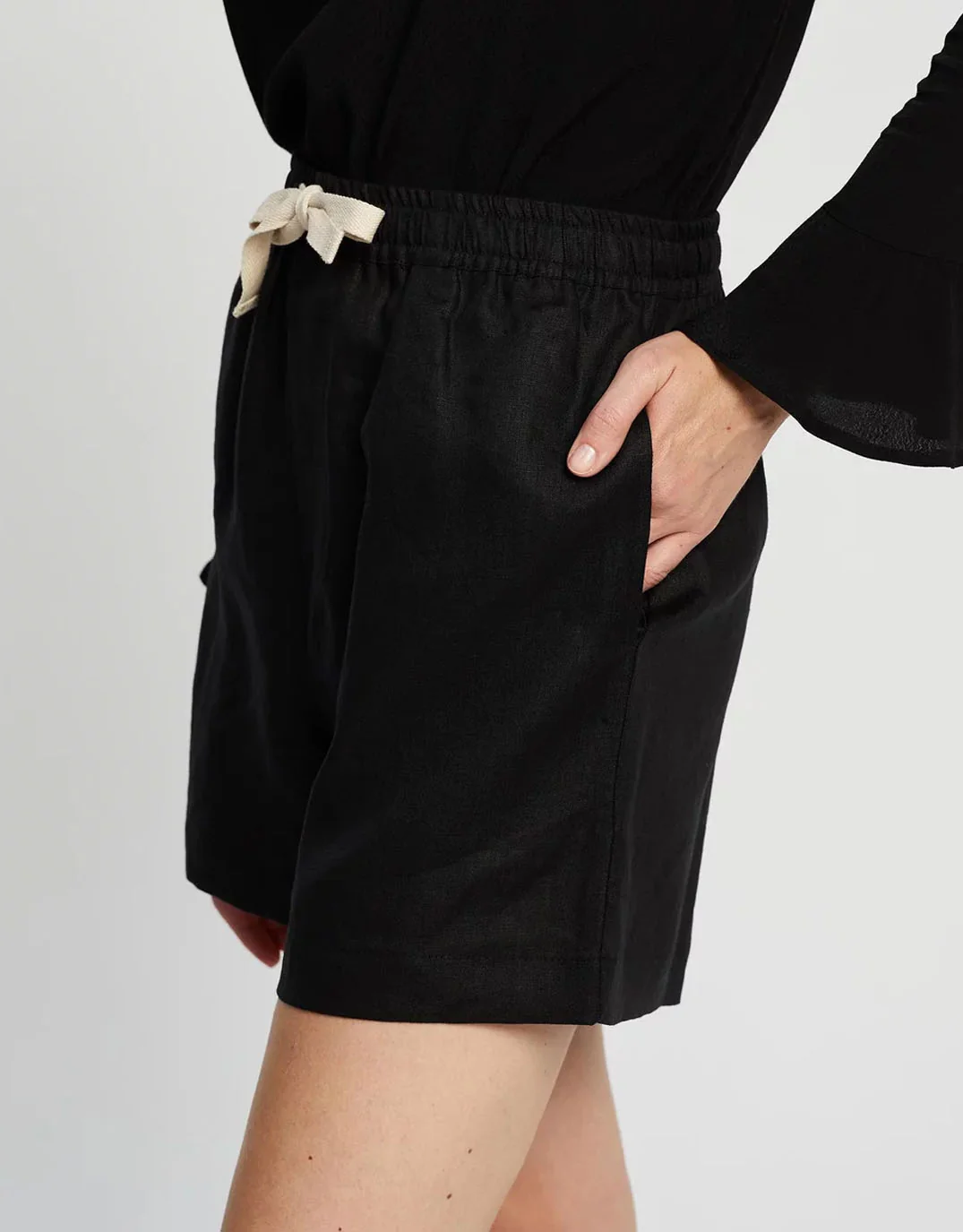 Weston Linen Shorts - Black - Image 4
