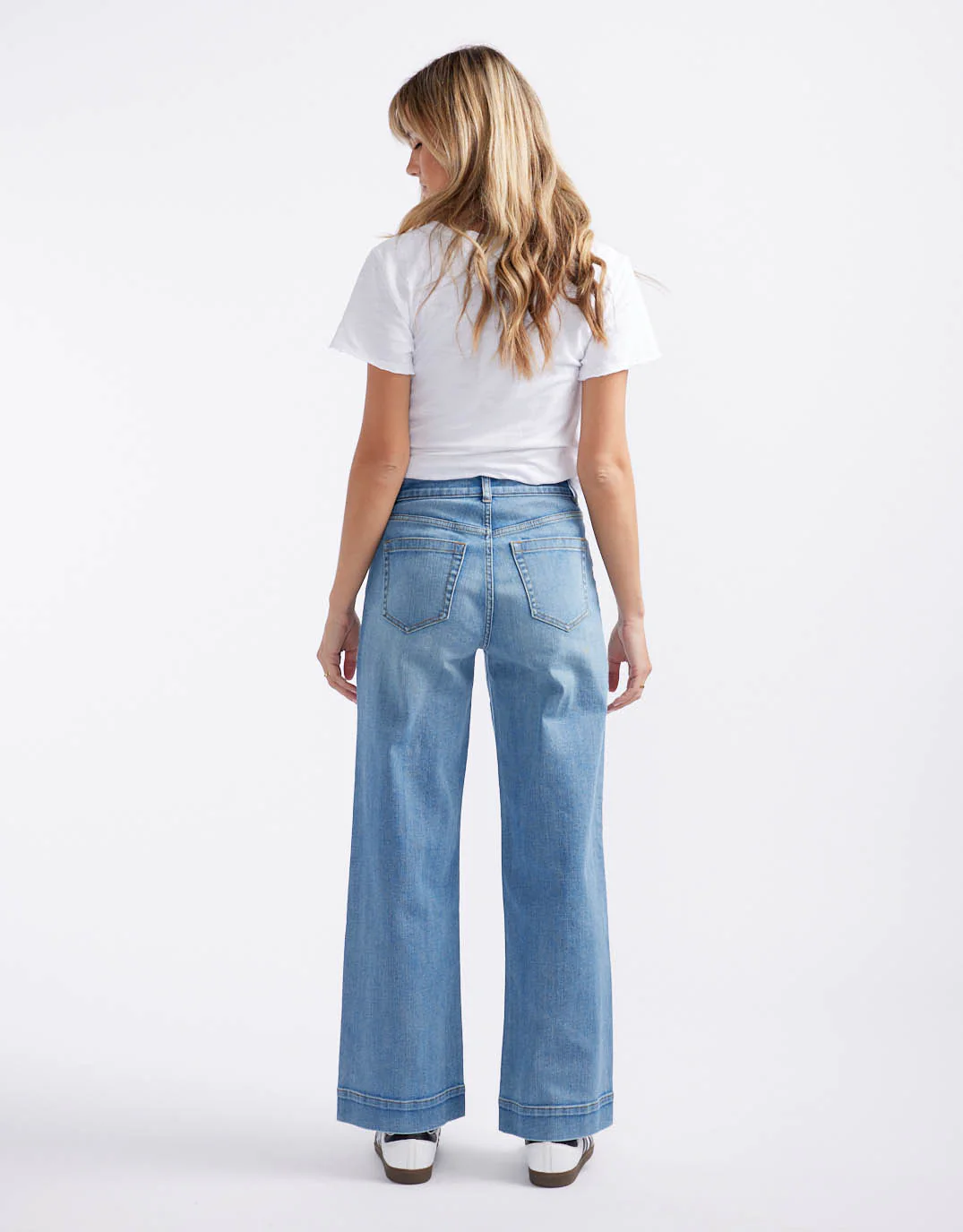 Catalina Wide Leg Jeans - Mid Wash - Image 12