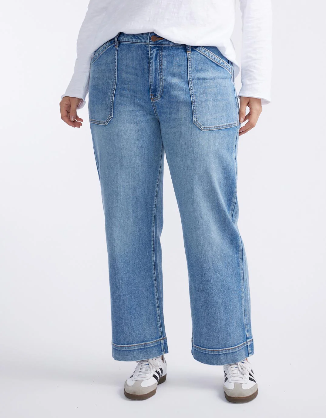 Catalina Wide Leg Jeans - Mid Wash - Image 13