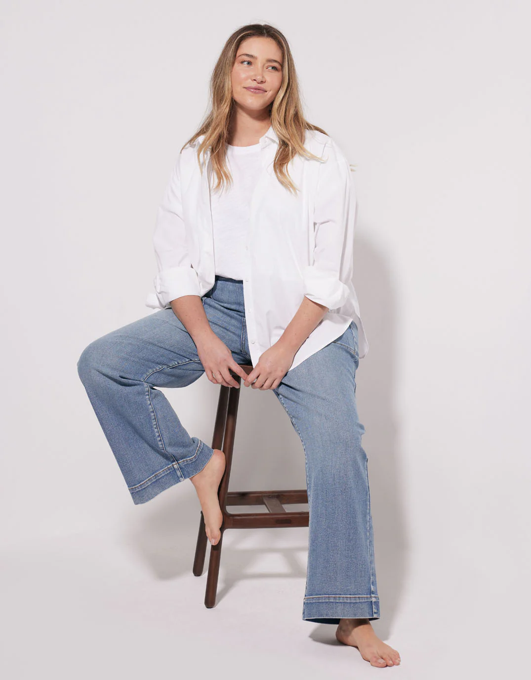 Catalina Wide Leg Jeans - Mid Wash - Image 7